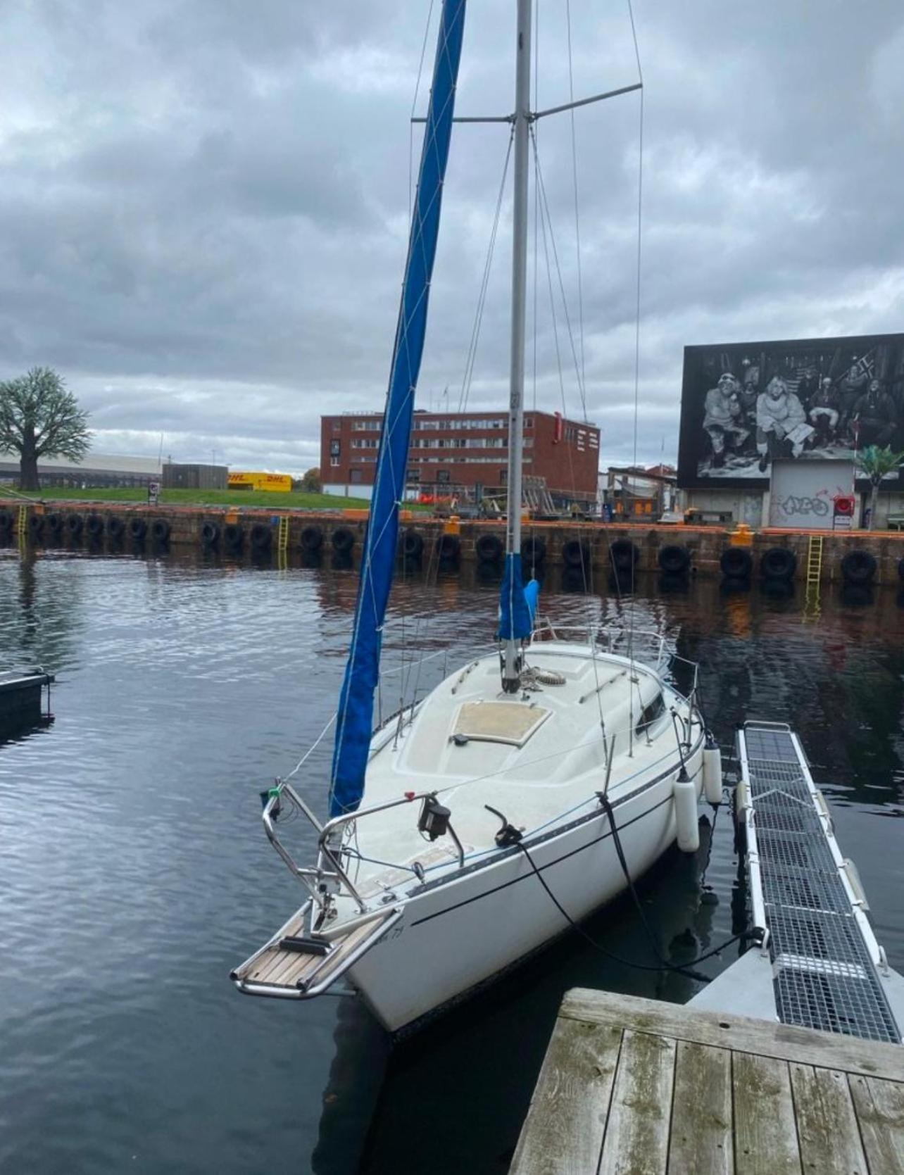 Yacht Albin 79 *
